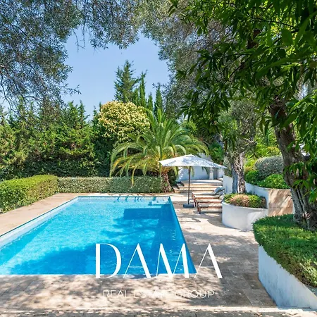 Modern With Pool, Garden, 4 Bedrooms Villa *