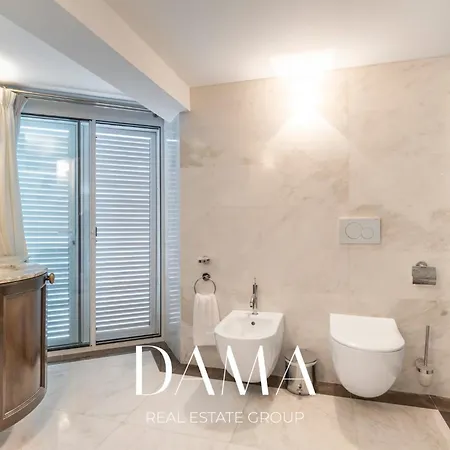 Modern With Pool, Garden, 4 Bedrooms Villa *