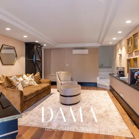 Modern With Pool, Garden, 4 Bedrooms Antibes